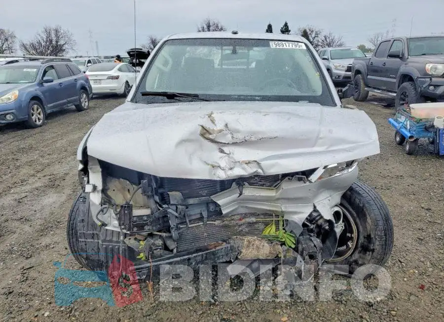 1N6BD0CT4JN704920 Photo# 5
