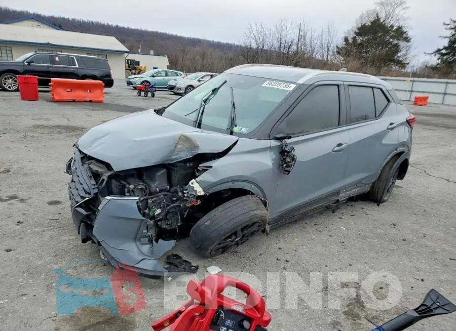 3N1CP5CVXML509604 Photo# 1