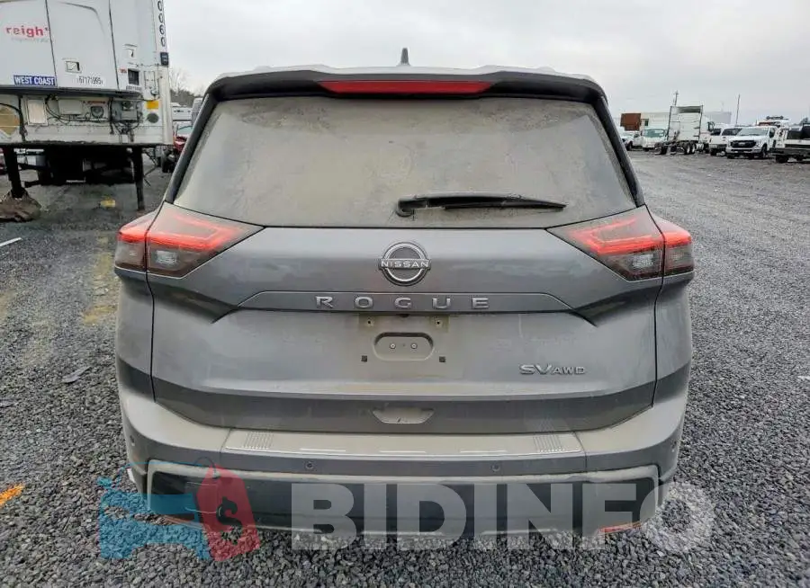 JN8BT3BB3RW420155 Photo# 6