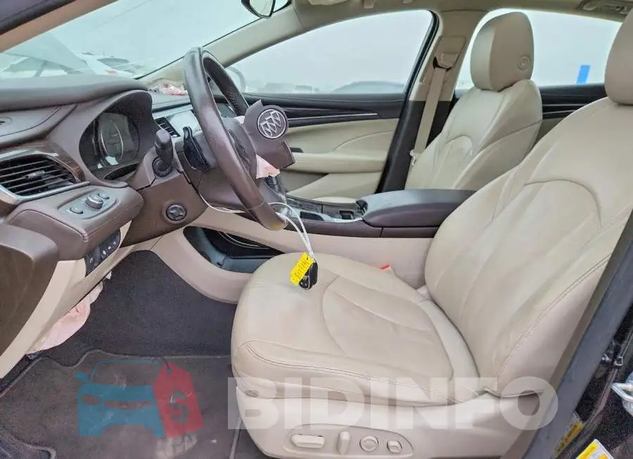 1G4ZS5SS8HU145722 Photo# 7