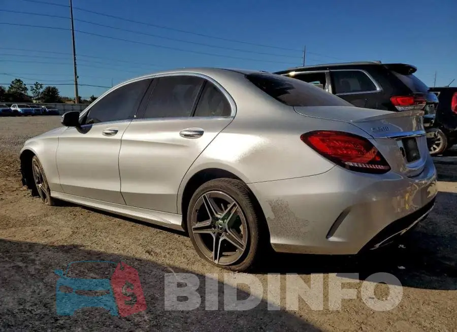WDDWF8EB2LR564076 Photo# 2