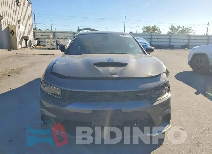 2C3CDXHG5PH702062 Photo# 5