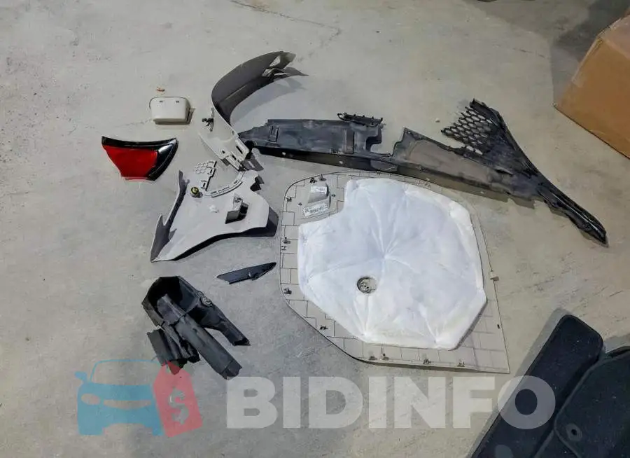 2C4RC1BGXJR233518 Photo# 13