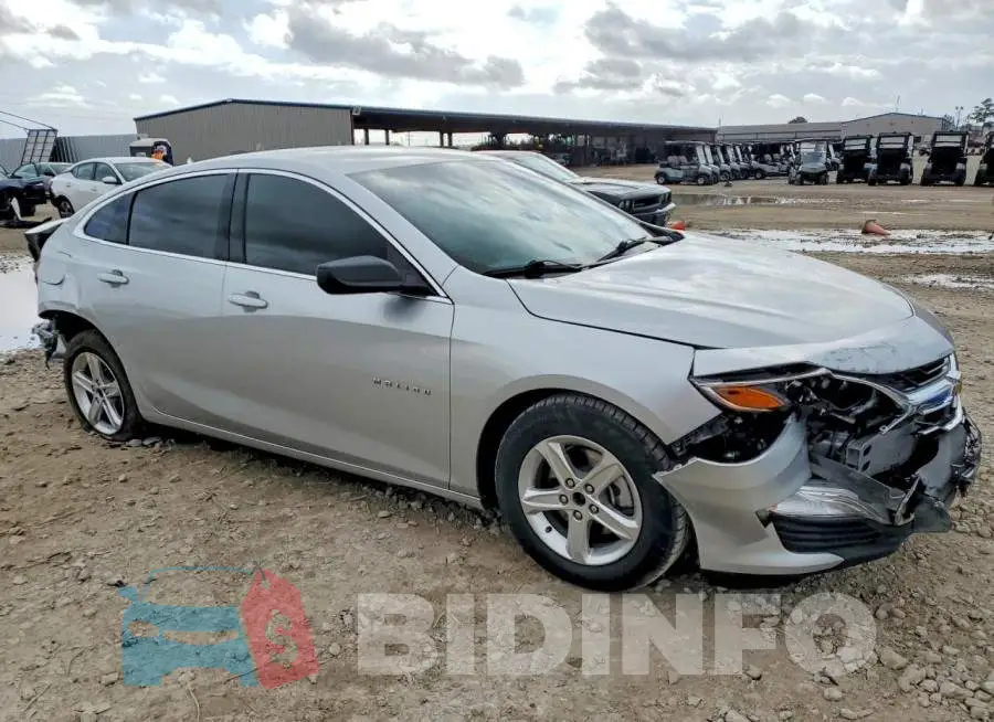 1G1ZB5ST5LF125995 Photo# 4