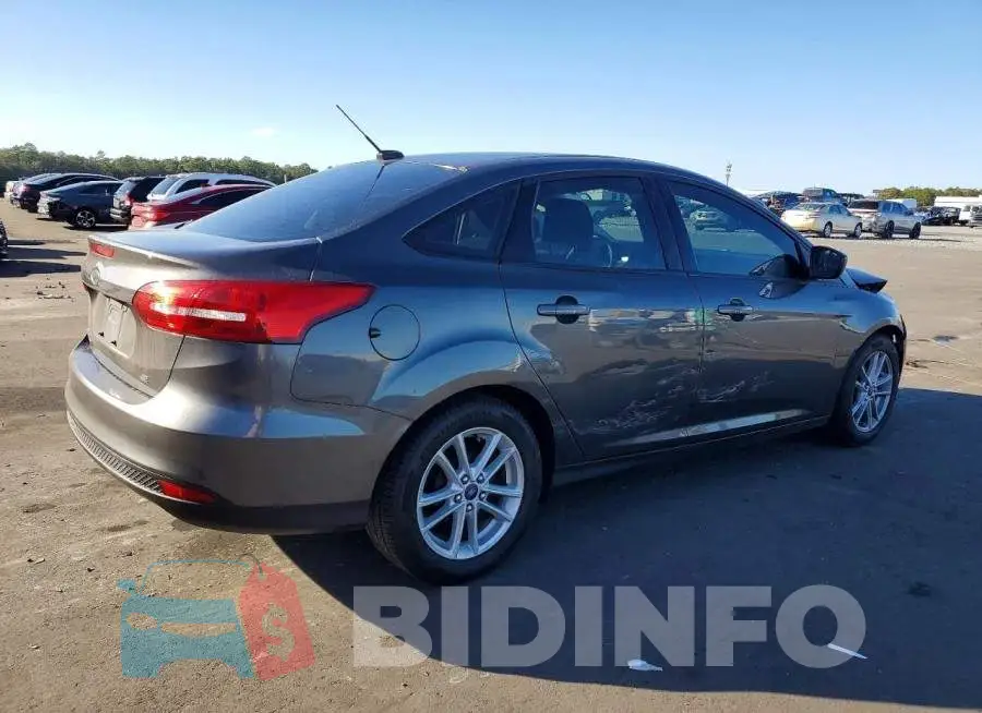 1FADP3F2XJL226995 Photo# 3