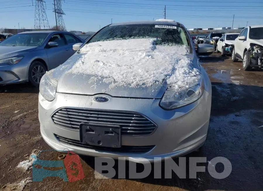 1FADP3R4XHL277789 Photo# 5