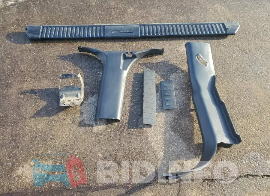 1FTEW1EP8PKD55562 Photo# 12