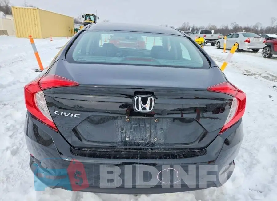 19XFC2F52HE068285 Photo# 6