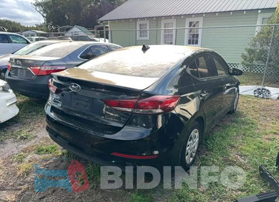 5NPD74LF4JH372594 Photo# 4