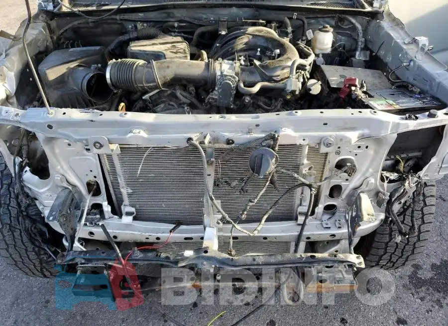 3TMCZ5AN2JM138034 Photo# 11