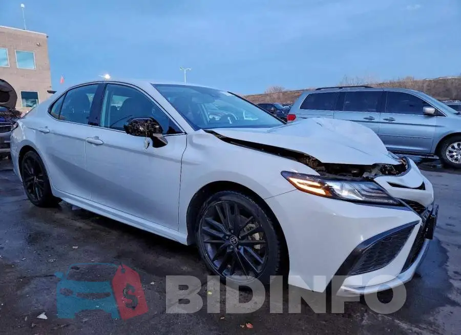 4T1K61BKXNU048810 Photo# 4