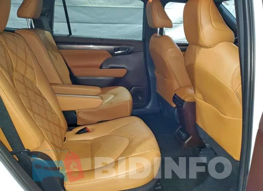 5TDEBRCH4LS008139 Photo# 11