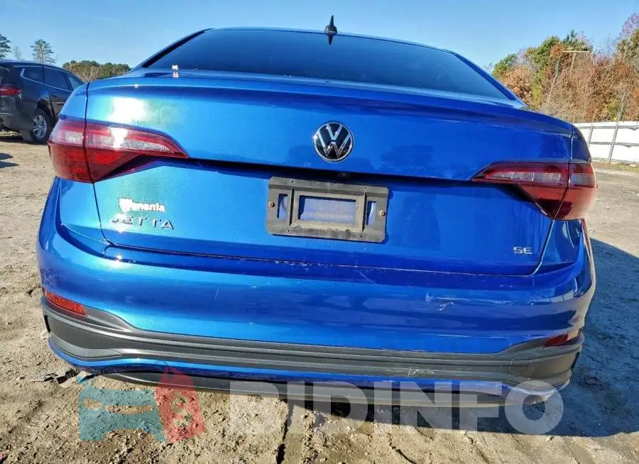 3VW7M7BU8PM044764 Photo# 6