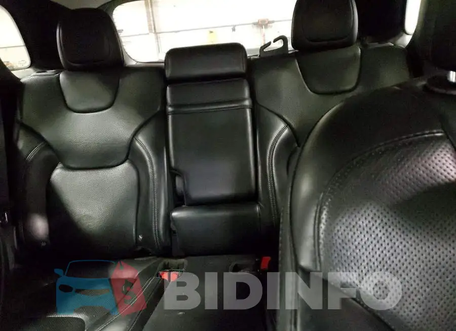 1C4PJLDB9KD183922 Photo# 10