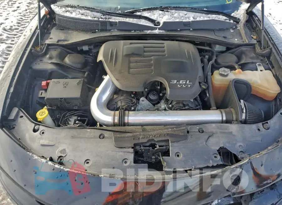 2C3CDXBG2KH709715 Photo# 11