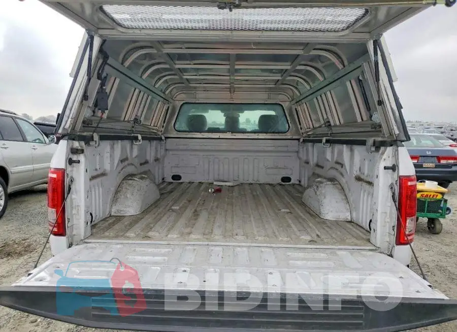 1FTMF1C81HKD73345 Photo# 10