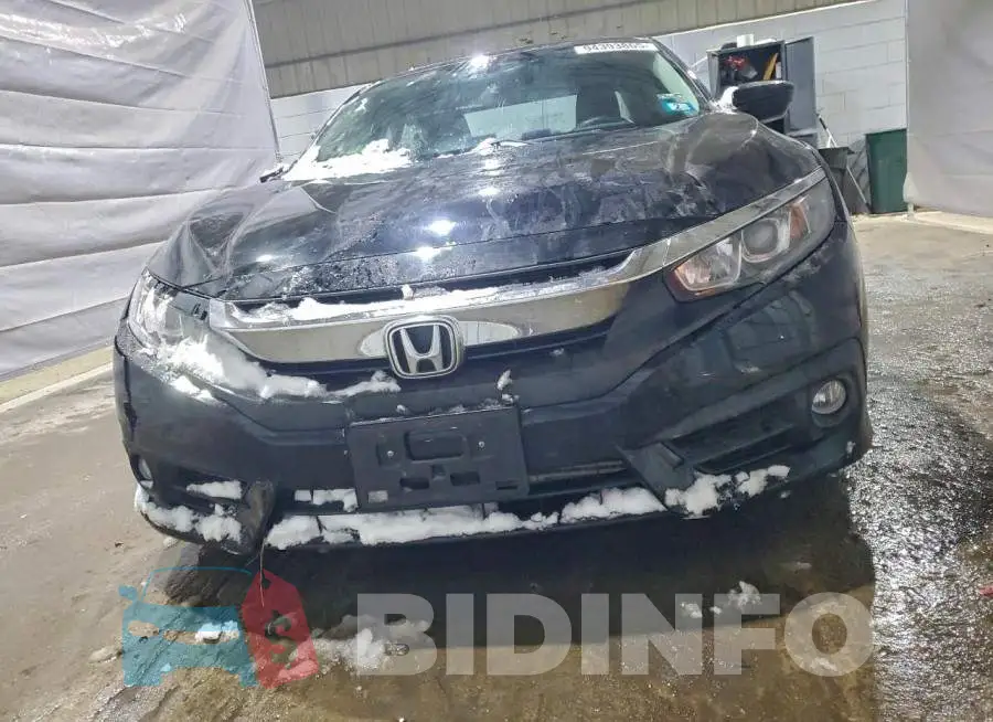 19XFC1F73HE207643 Photo# 5
