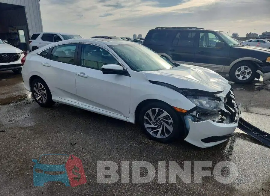 19XFC2F79HE022793 Photo# 4