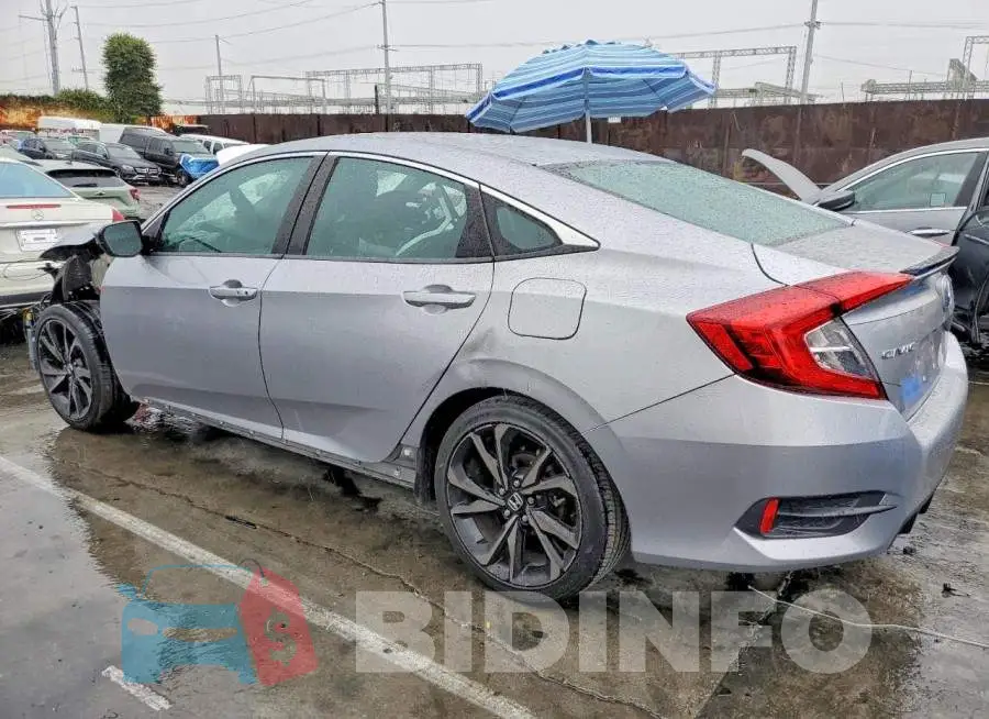 19XFC2F88LE203904 Photo# 2