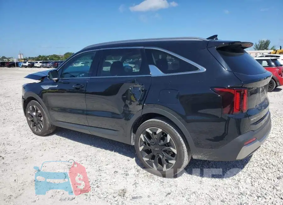 5XYRK4JF9RG281718 Photo# 2