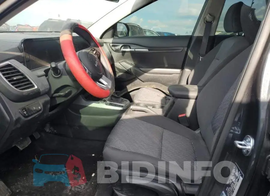 KNDEP2AA3T7826535 Photo# 7