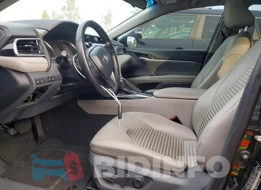 4T1B11HK4JU100917 Photo# 7