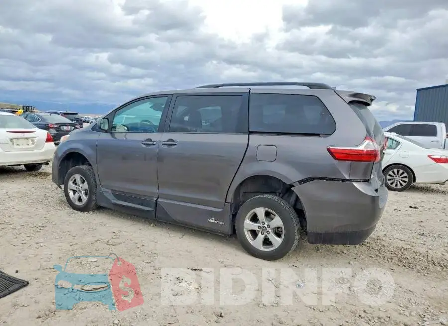 5TDKZ3DCXJS917188 Photo# 2