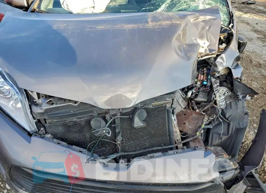 5TDKZ3DCXJS947484 Photo# 12