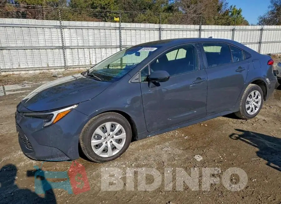 JTDBCMFE1S3089699 Photo# 1