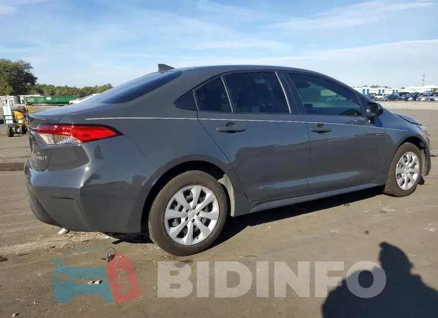 JTDBCMFE8R3064003 Photo# 3
