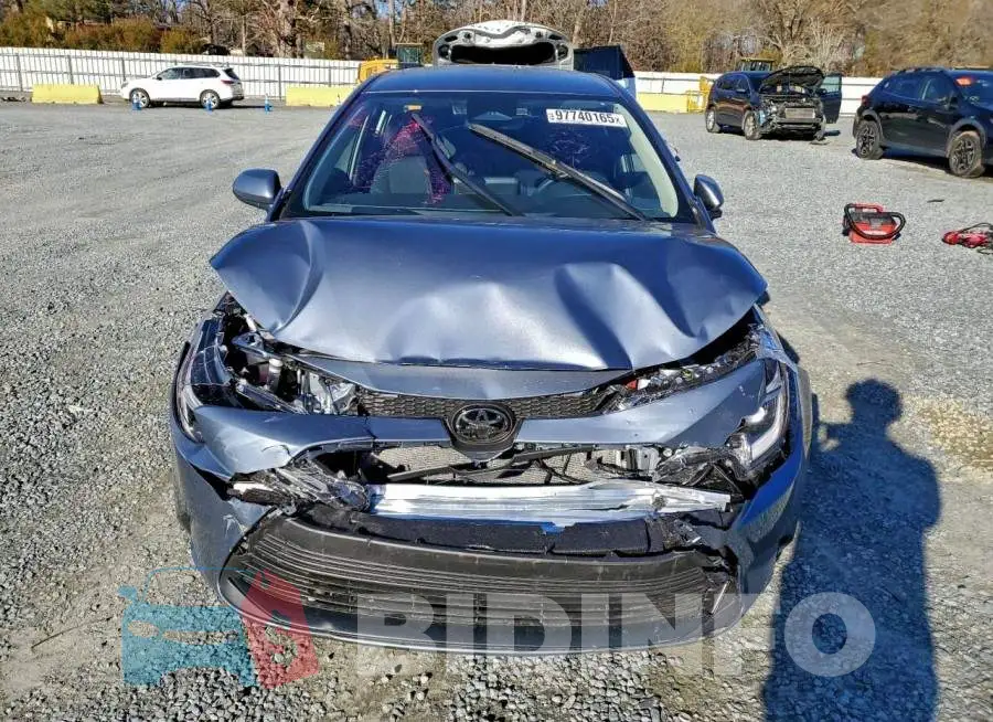 JTDBCMFE8T3115121 Photo# 5