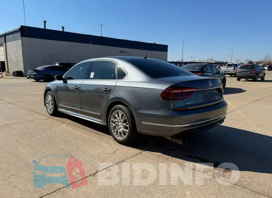 1VWDT7A34HC072272 Photo# 3