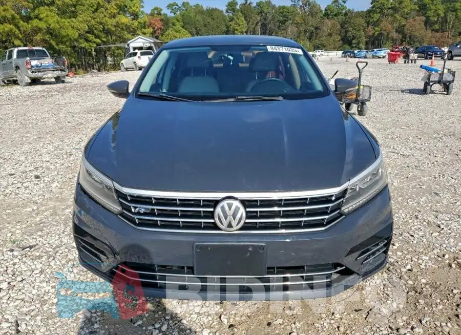 1VWDT7A37HC065073 Photo# 5