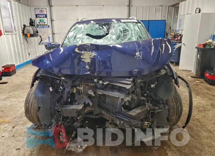 3VV4B7AX7NM018372 Photo# 5