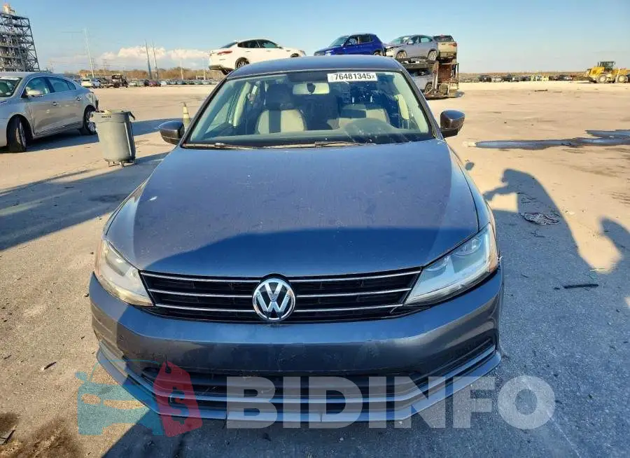 3VW2B7AJ3HM360887 Photo# 5
