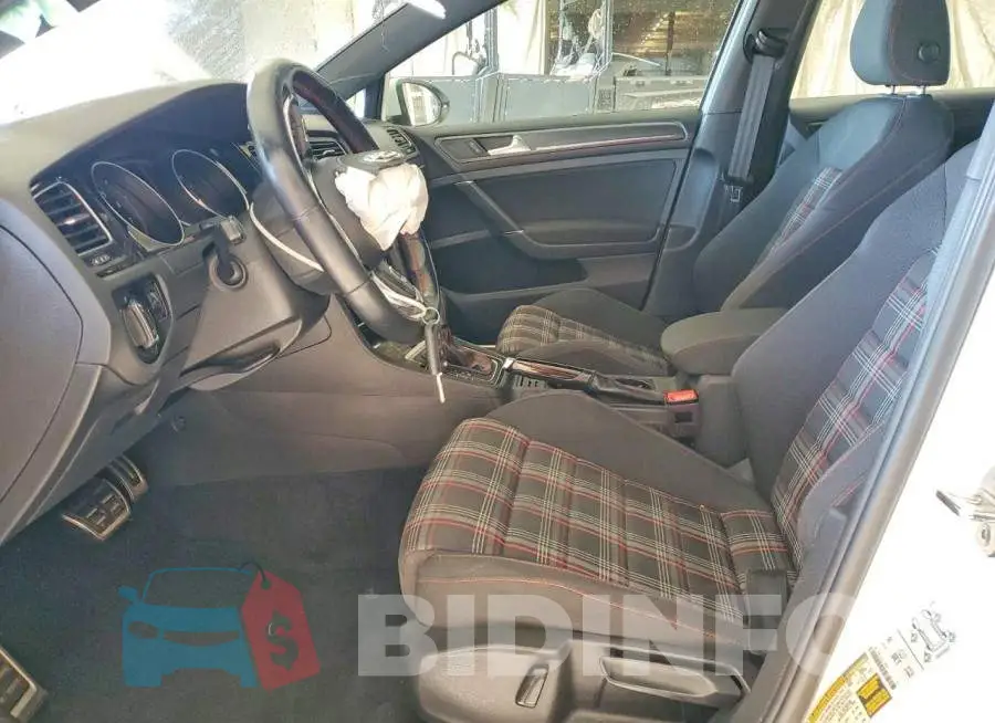 3VW6T7AUXLM015423 Photo# 7