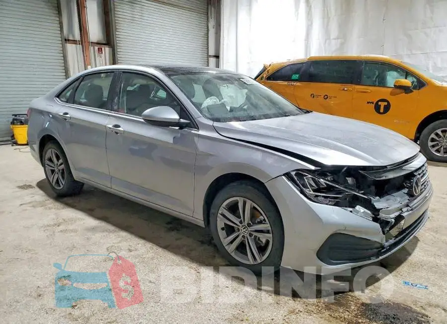 3VW7M7BU1RM044592 Photo# 4