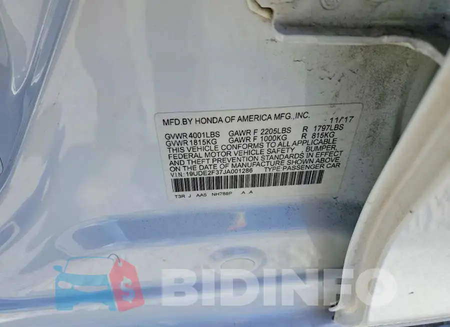 19UDE2F37JA001286 Photo# 12