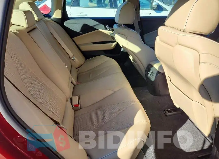 19UUB6F63MA008346 Photo# 8