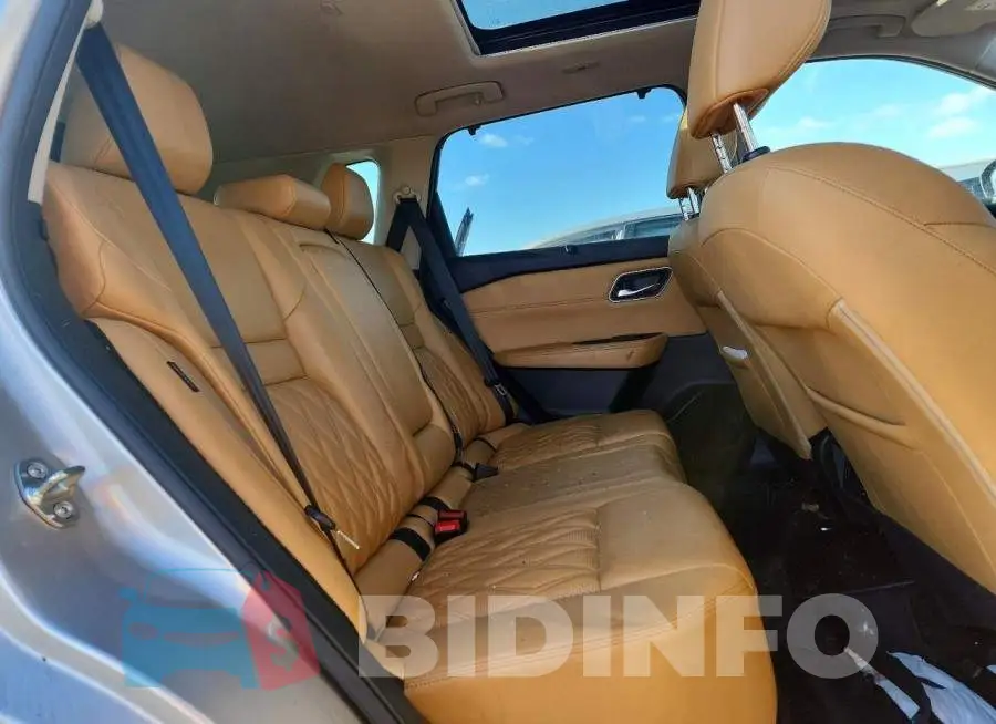 JN8BT3DD4NW270615 Photo# 11