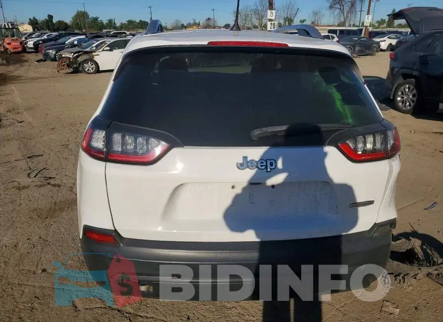1C4PJLLB4KD242117 Photo# 6