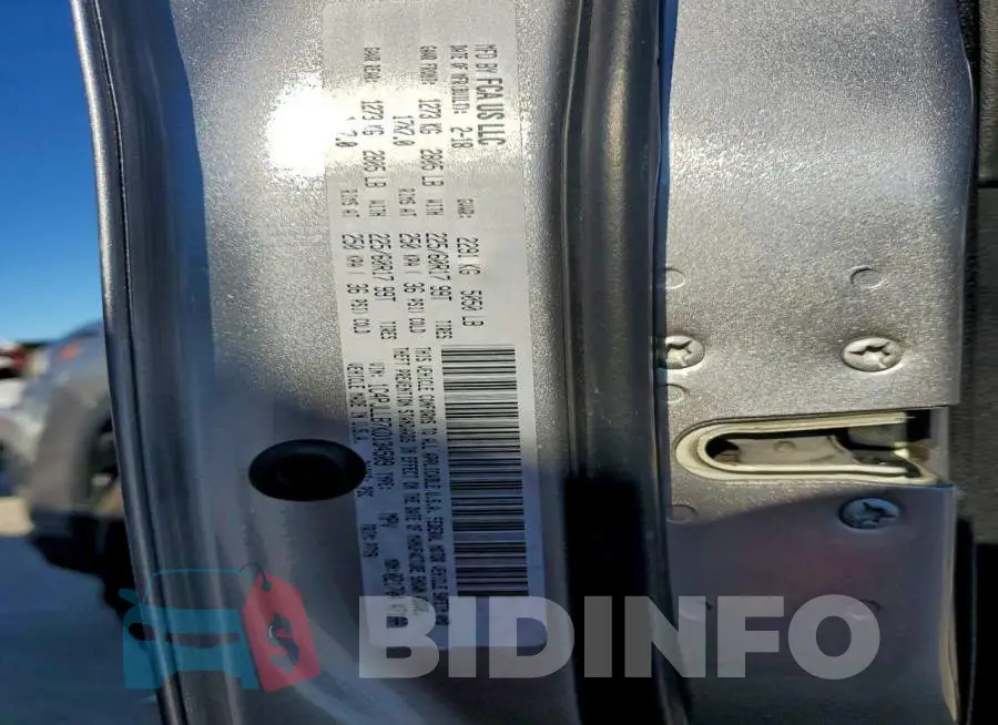 1C4PJLLB7KD134509 Photo# 14