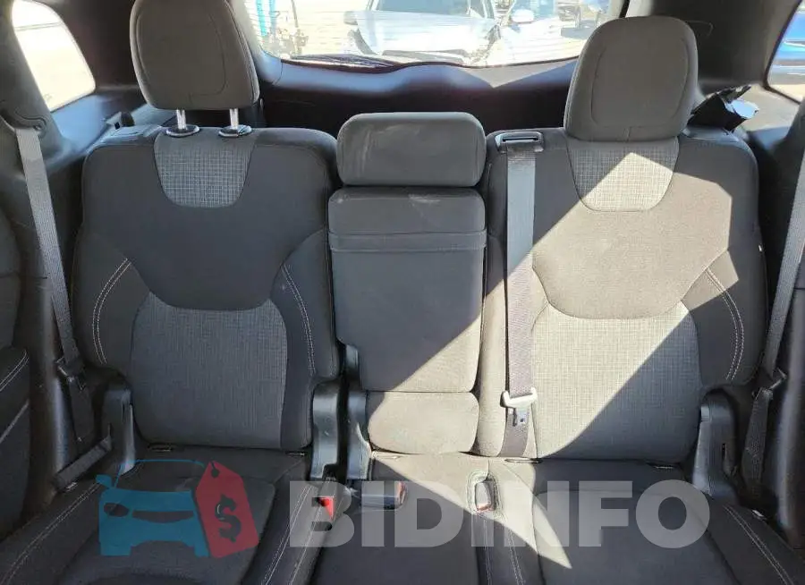 1C4PJMCB8HW576931 Photo# 10