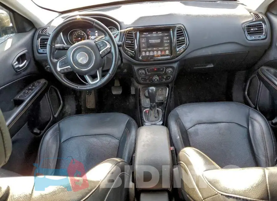 3C4NJDCB4LT155763 Photo# 8