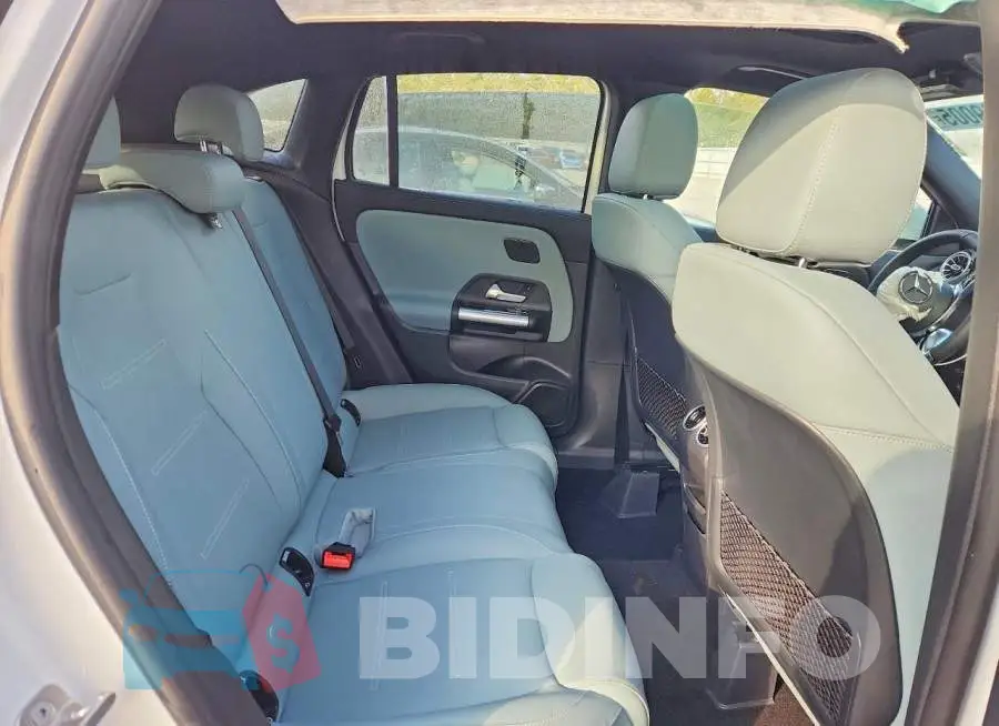 W1N4N4GB2TJ791558 Photo# 10