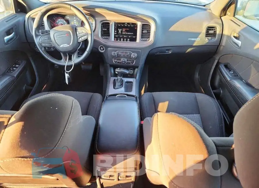 2C3CDXHG3PH603482 Photo# 8