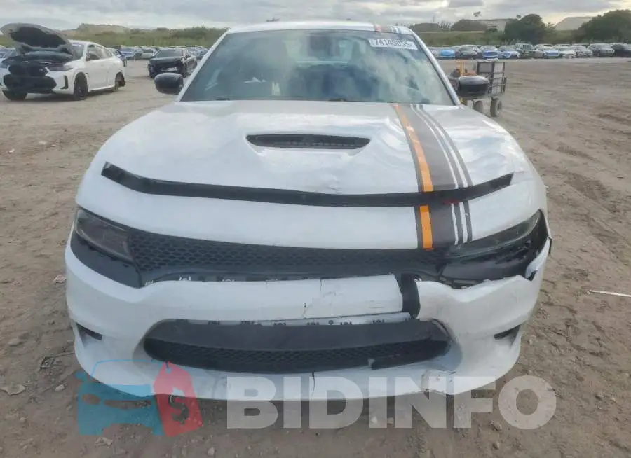 2C3CDXHG7PH635271 Photo# 5