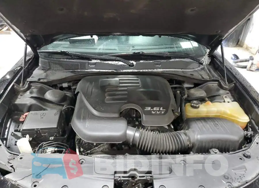2C3CDXJG2KH611611 Photo# 11