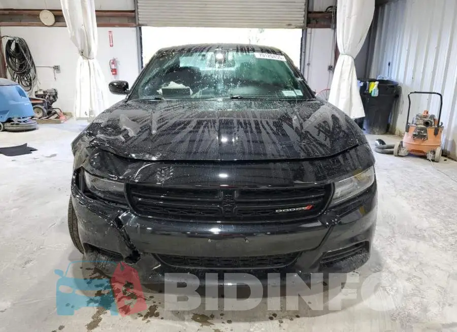 2C3CDXJG2KH611611 Photo# 5