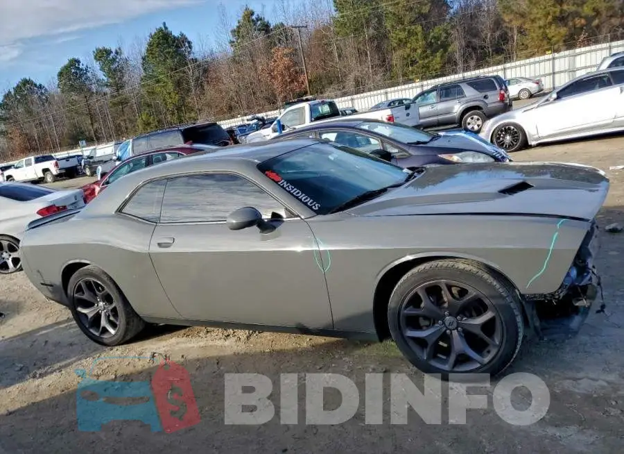 2C3CDZAGXJH112159 Photo# 4